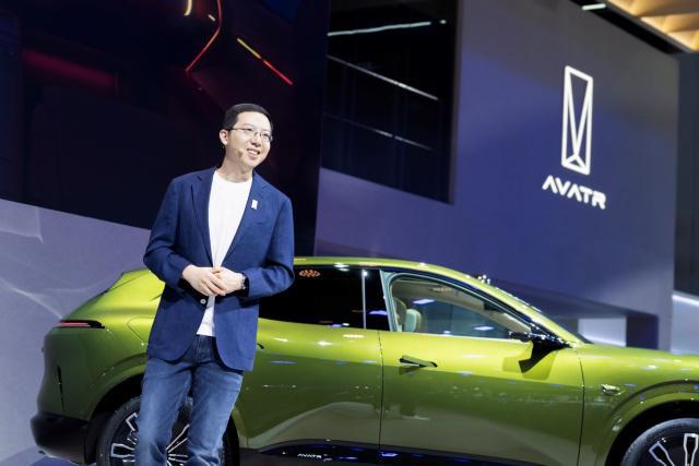 首秀同步开启预售定位智美都市豪华SUV爱游戏(ayx)阿维塔07成都车展全球(图6)