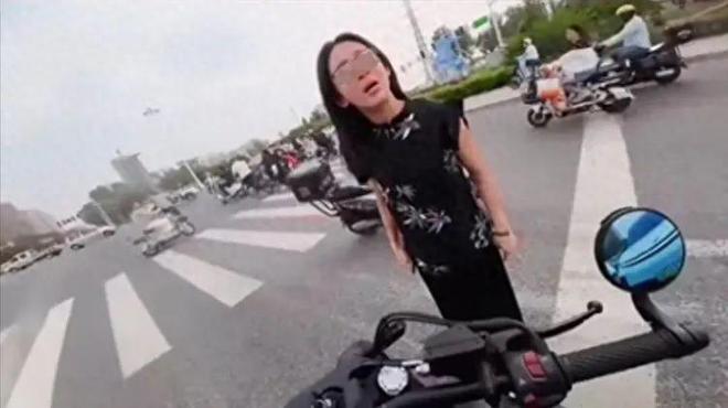 ：女司机气到流产公布完整行车记录仪爱游戏最新河北女司机与骑手冲突后续(图10)